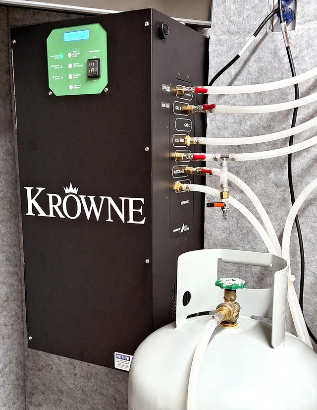 Krowne KR-NG2 — Blender Station